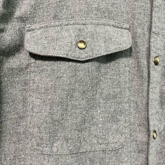 Mountain Ridge Men’s XL Gray Flannel Button-Up Shirt – Classic Casual Style - Picture 8 of 13